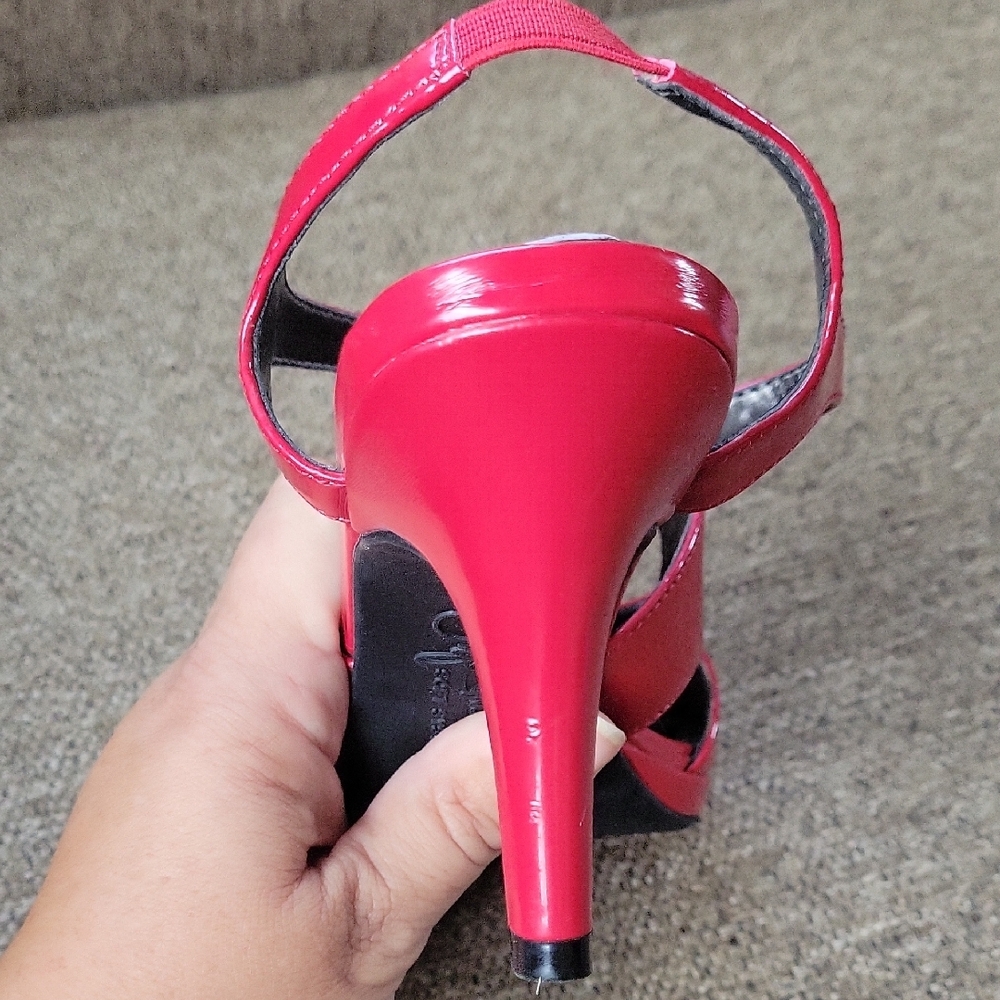 Life Stride Glossy Red Open-Toe Heels - Picture 7 of 7